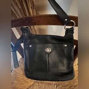 Vintage Coach F16533 Penelope Black Leather Crossbody Bag adjustable Strap